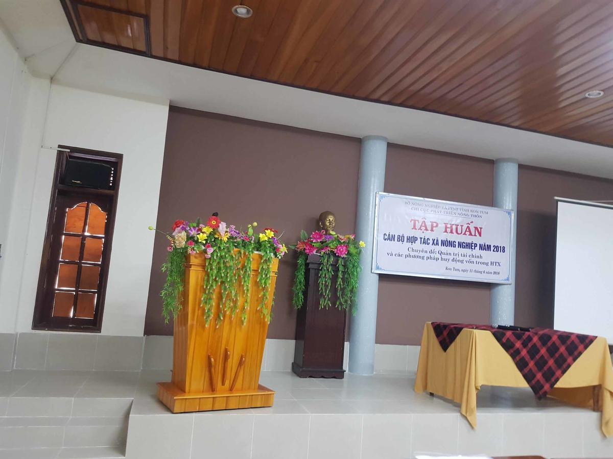 Tay Nguyen Hotel Tỉnh Kontum Exterior photo